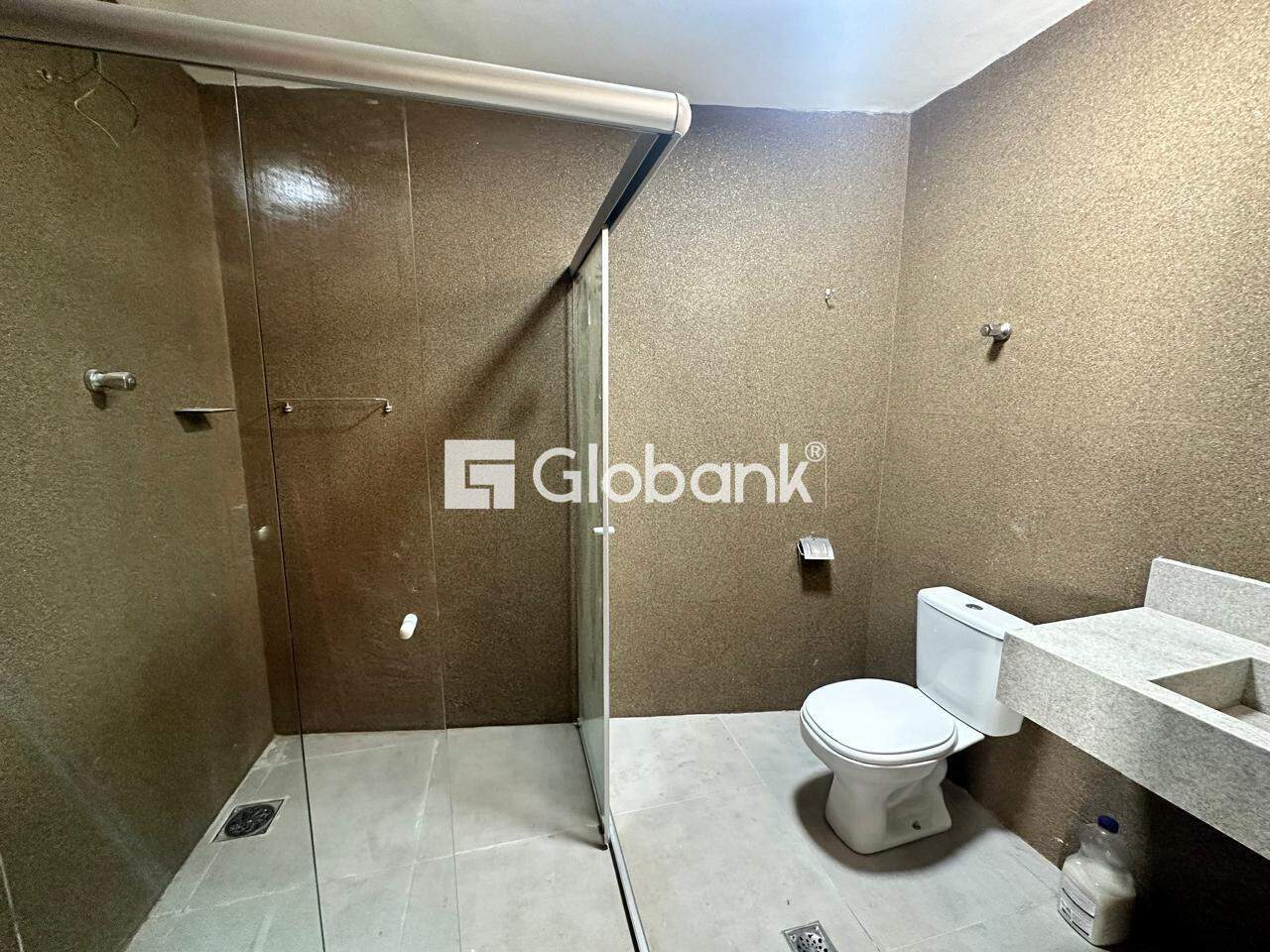 Casa 4 quartos à venda Jardim São Luiz 130m² Montes Claros MG: