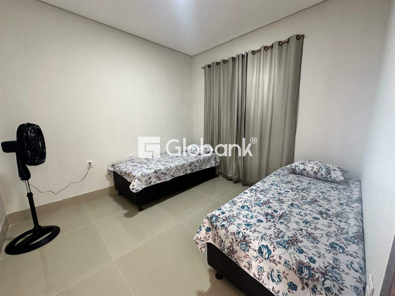 Casa 4 quartos à venda Jardim São Luiz 130m² Montes Claros MG: