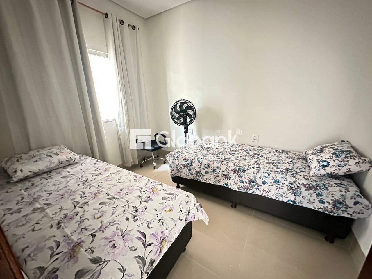 Casa 4 quartos à venda Jardim São Luiz 130m² Montes Claros MG: