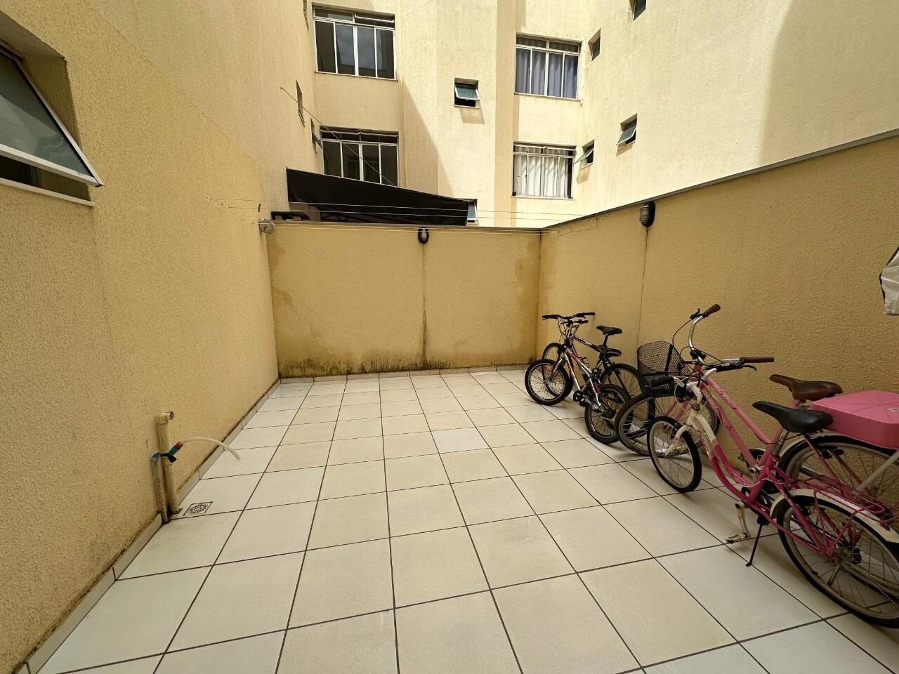 Apartamento 3 quartos para aluguel Planalto 75m² Montes Claros MG: rea privitiva