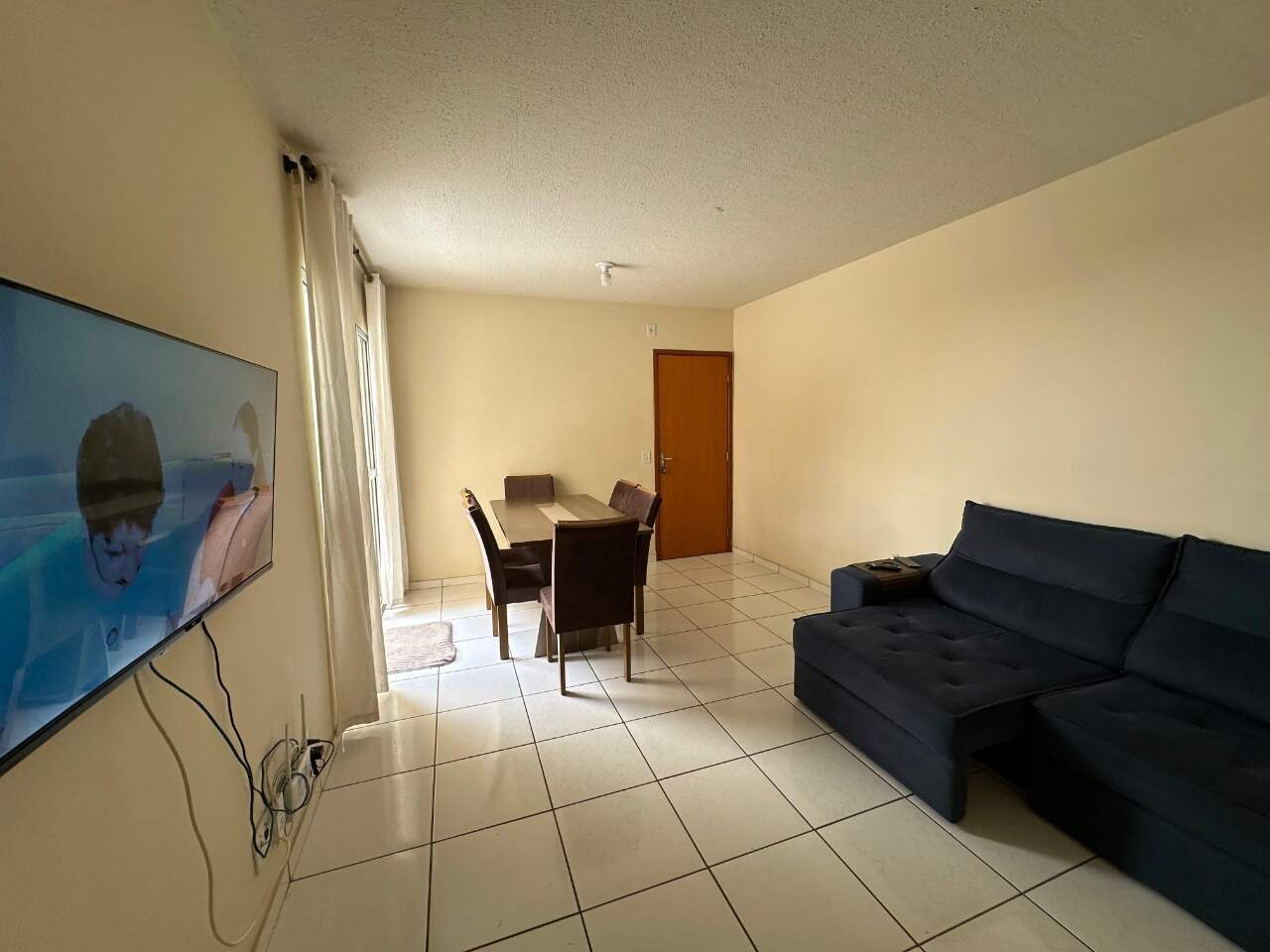 Apartamento 3 quartos para aluguel Planalto 75m² Montes Claros MG: Sala