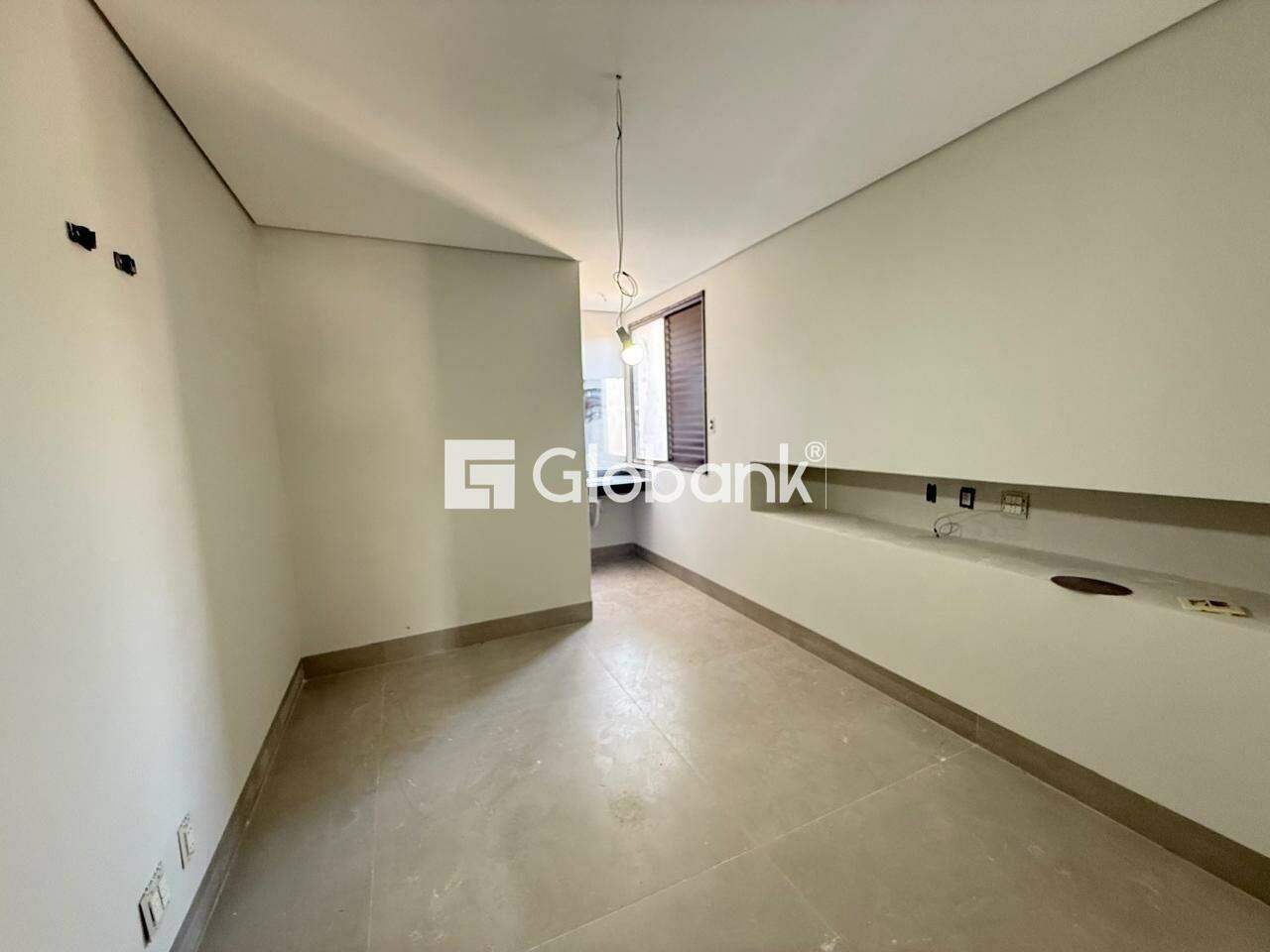 Casa 3 quartos à venda Ibituruna 650m² Montes Claros MG: REA DE SERVI O