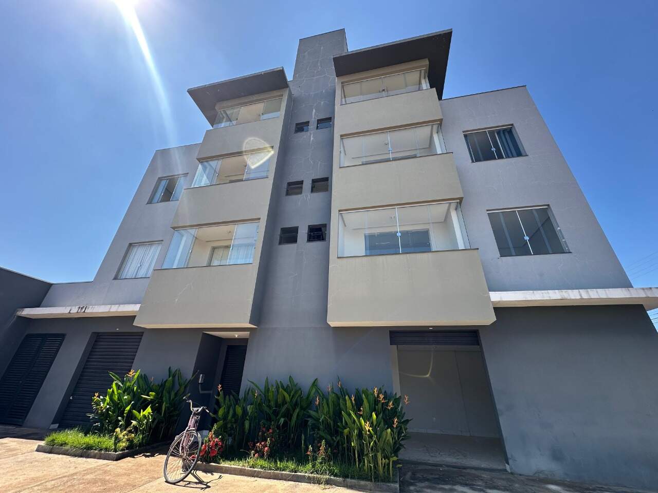 Ponto comercial para aluguel Vila Exposição 29m² Montes Claros MG: Fachada