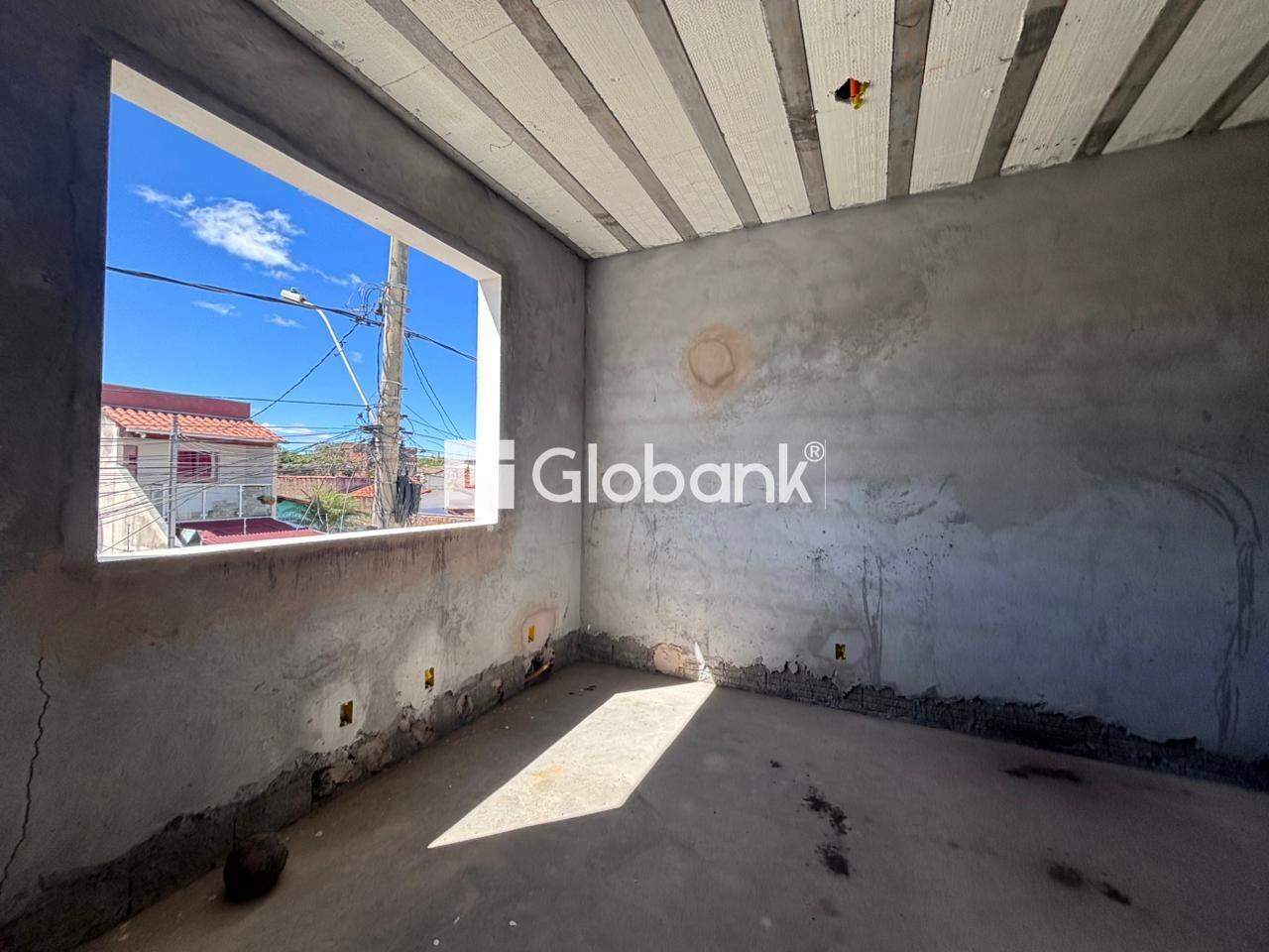 Galpão para aluguel Vila Greice 600m² Montes Claros MG: sala