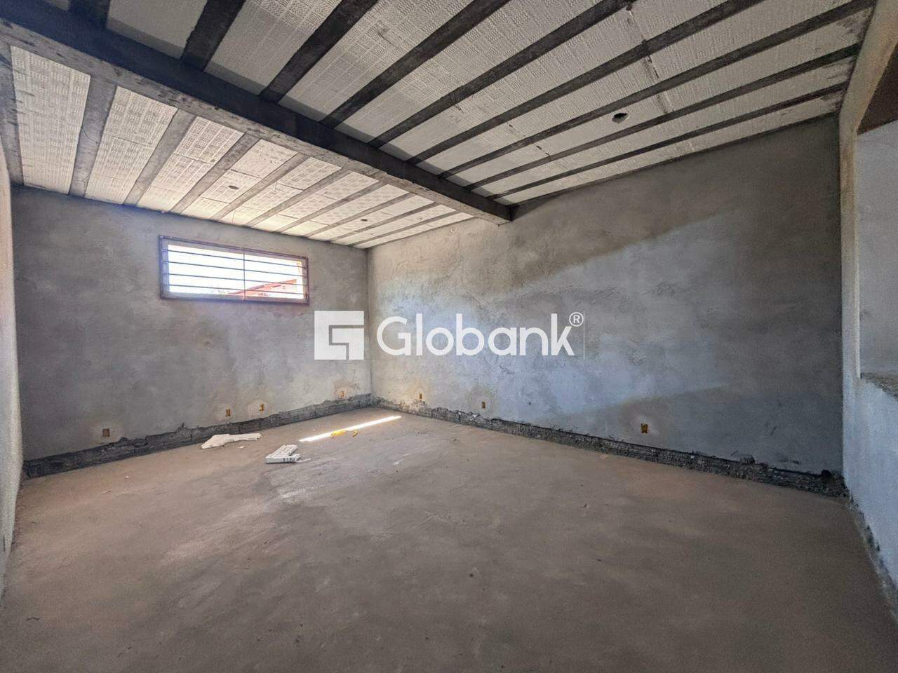 Galpão para aluguel Vila Greice 600m² Montes Claros MG: sala