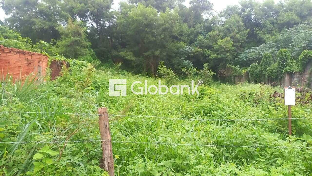 Terreno à venda Santa Rafaela 630m² Montes Claros MG: 