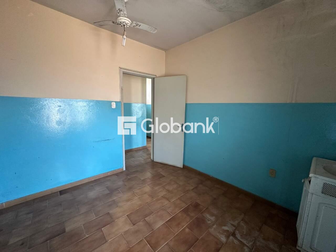 Galpão para aluguel Alto São João 550m² Montes Claros MG: 