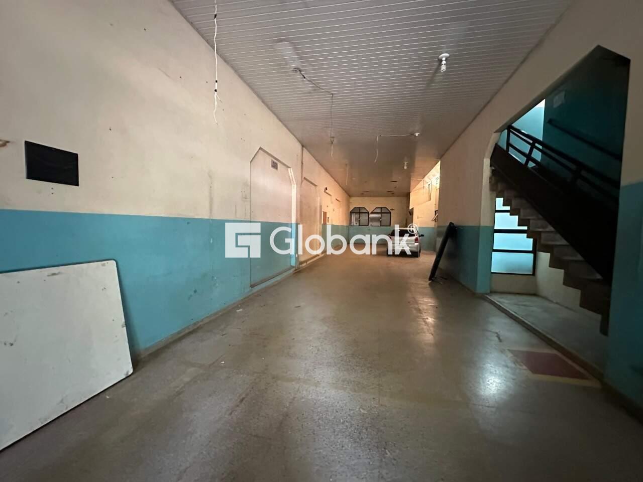 Galpão para aluguel Alto São João 550m² Montes Claros MG: 