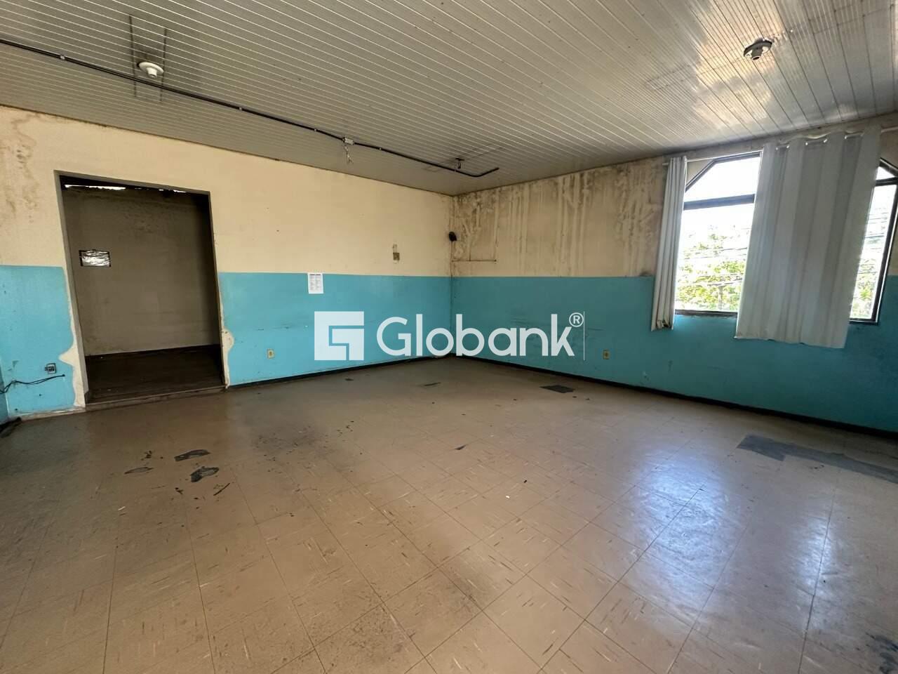 Galpão para aluguel Alto São João 550m² Montes Claros MG: 