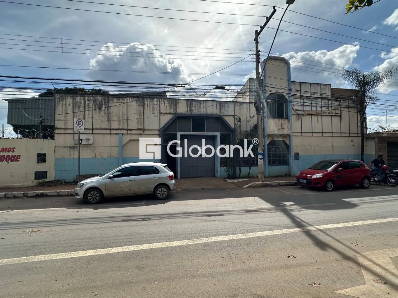 Galpão para aluguel Alto São João 550m² Montes Claros MG: Fachada