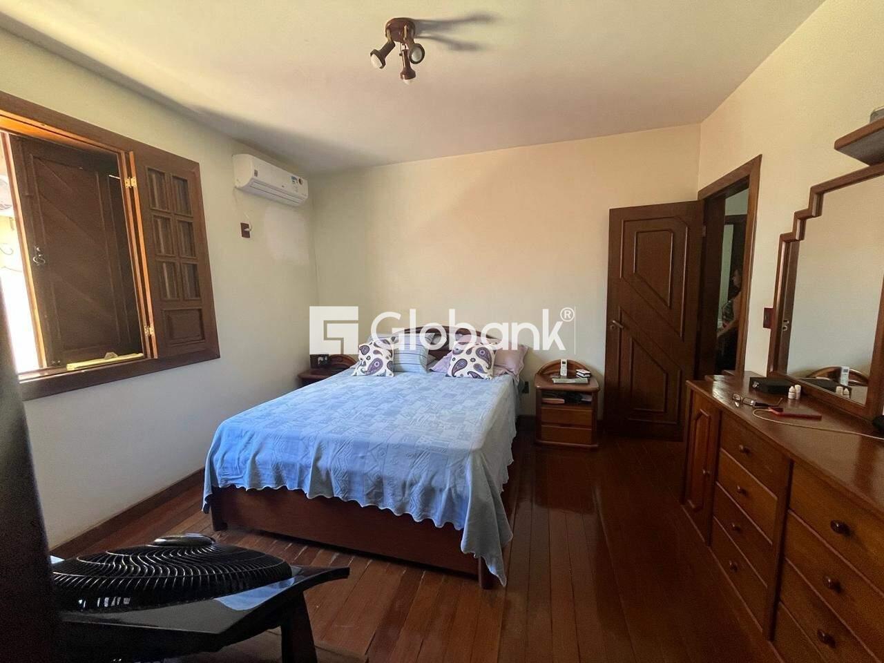 Casa 4 quartos à venda Jardim Panorama 0m² Montes Claros MG: DORMIT RIO 4