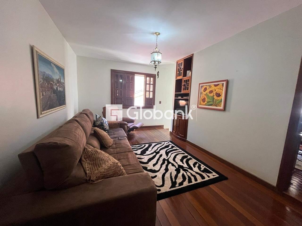 Casa 4 quartos à venda Jardim Panorama 0m² Montes Claros MG: SALA-SEGUNDO PISO