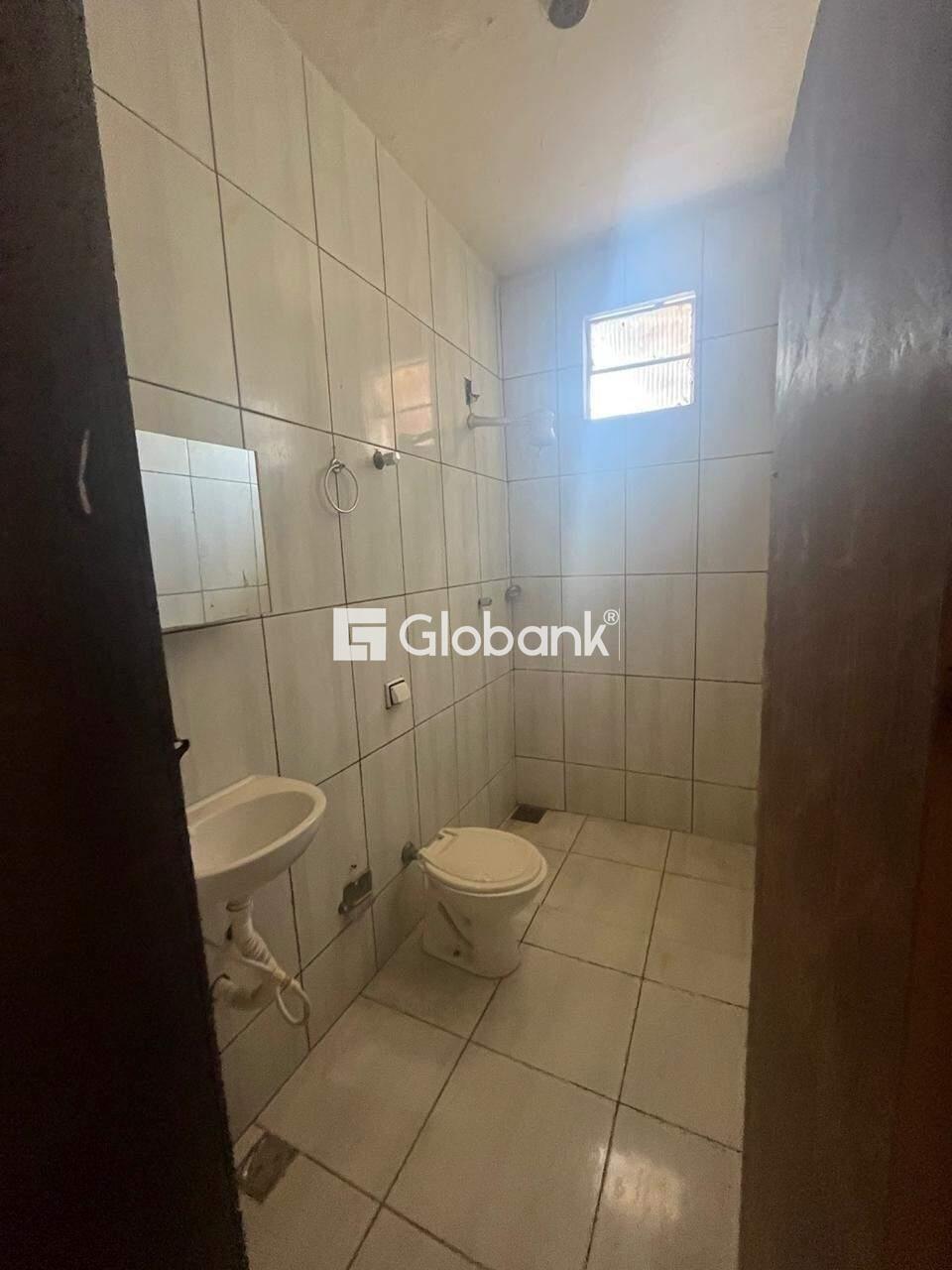 Casa 3 quartos à venda Vila Luiza 0m² Montes Claros MG: BANHEIRO SOCIAL