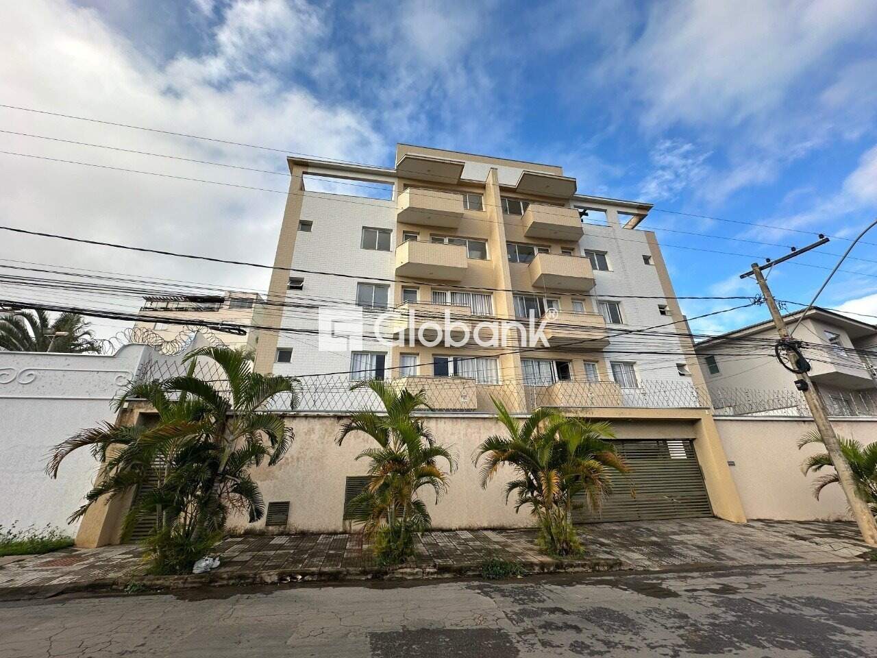 Cobertura 4 quartos para aluguel Ibituruna 140m² Montes Claros MG: Fachada