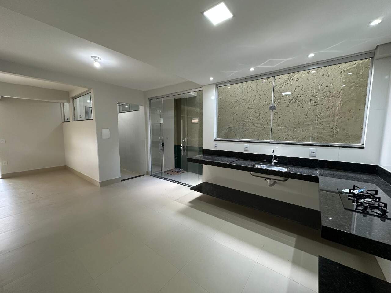 Kitnet 1 quarto para aluguel Vila Guilhermina 50m² Montes Claros MG: Cozinha