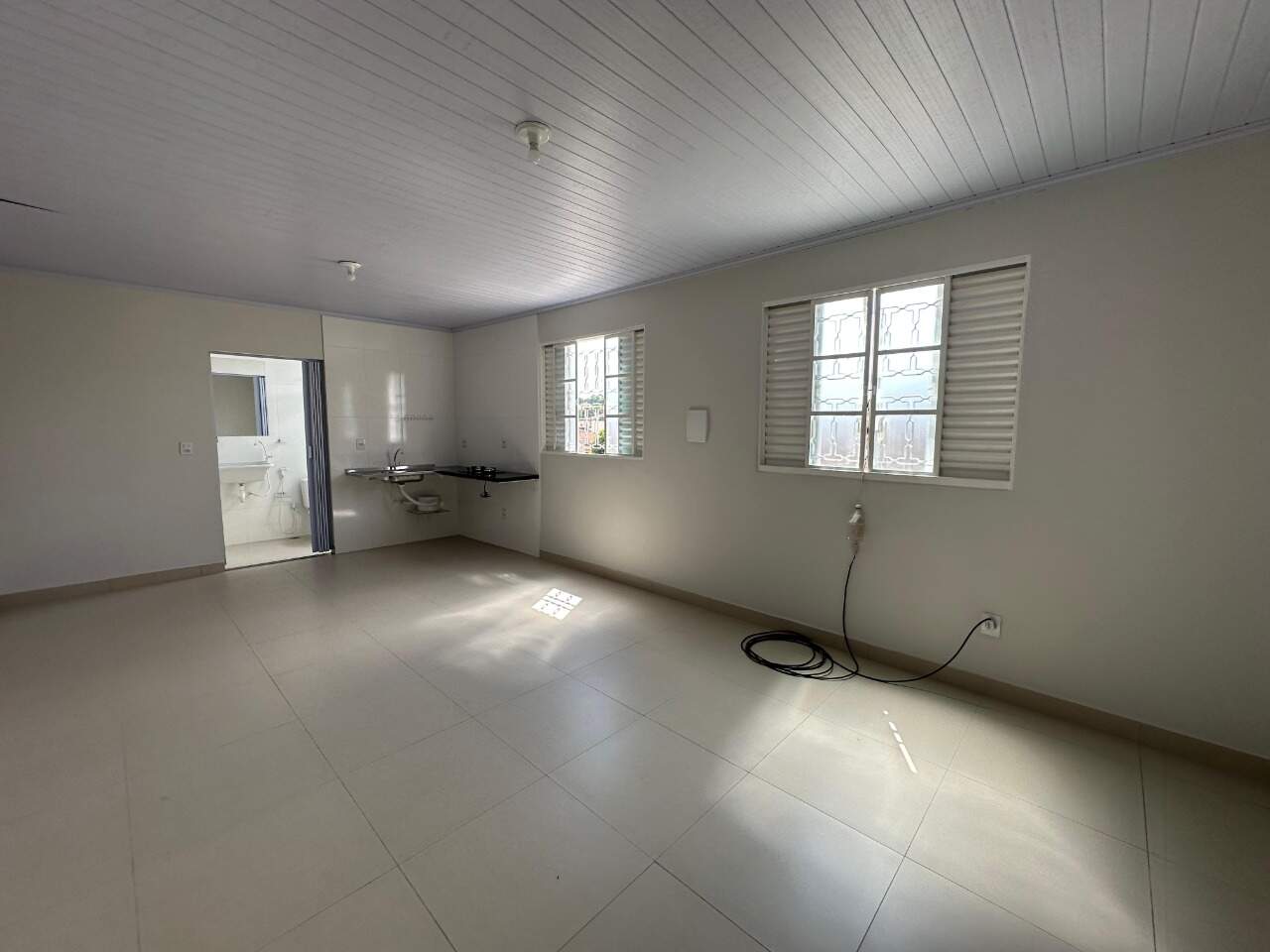 Kitnet 1 quarto para aluguel Vila Guilhermina 32m² Montes Claros MG: 