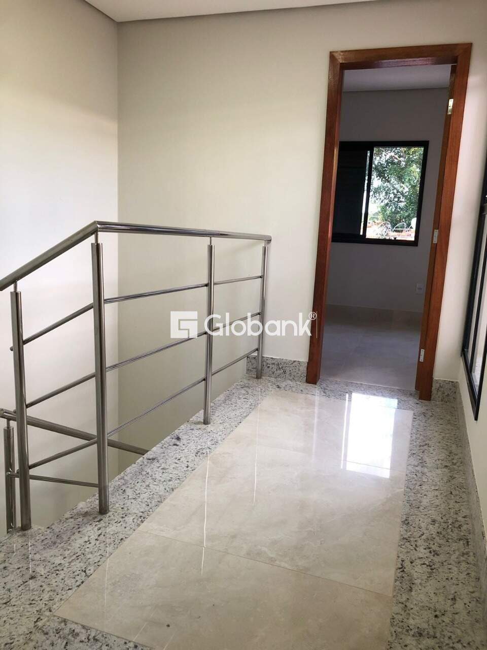 Sobrado 2 quartos à venda Universitário 161,67m² Montes Claros MG: 