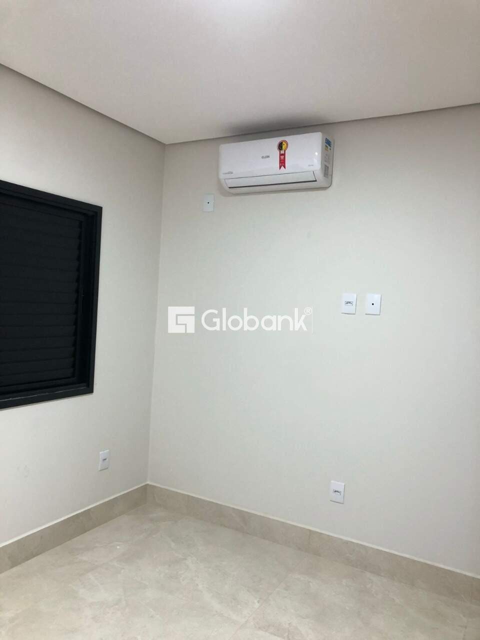 Sobrado 2 quartos à venda Universitário 161,67m² Montes Claros MG: 