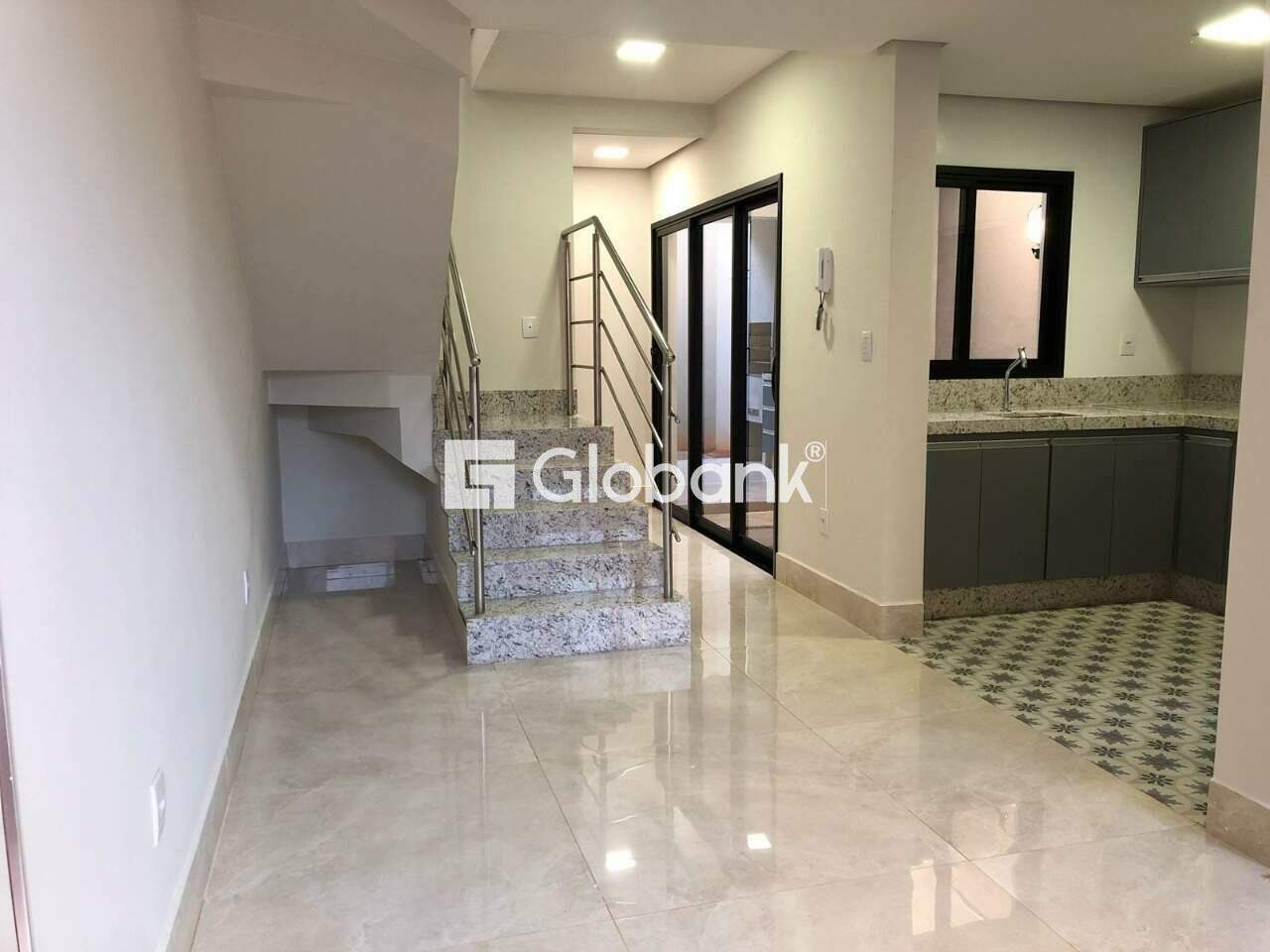 Sobrado 2 quartos à venda Universitário 161,67m² Montes Claros MG: 