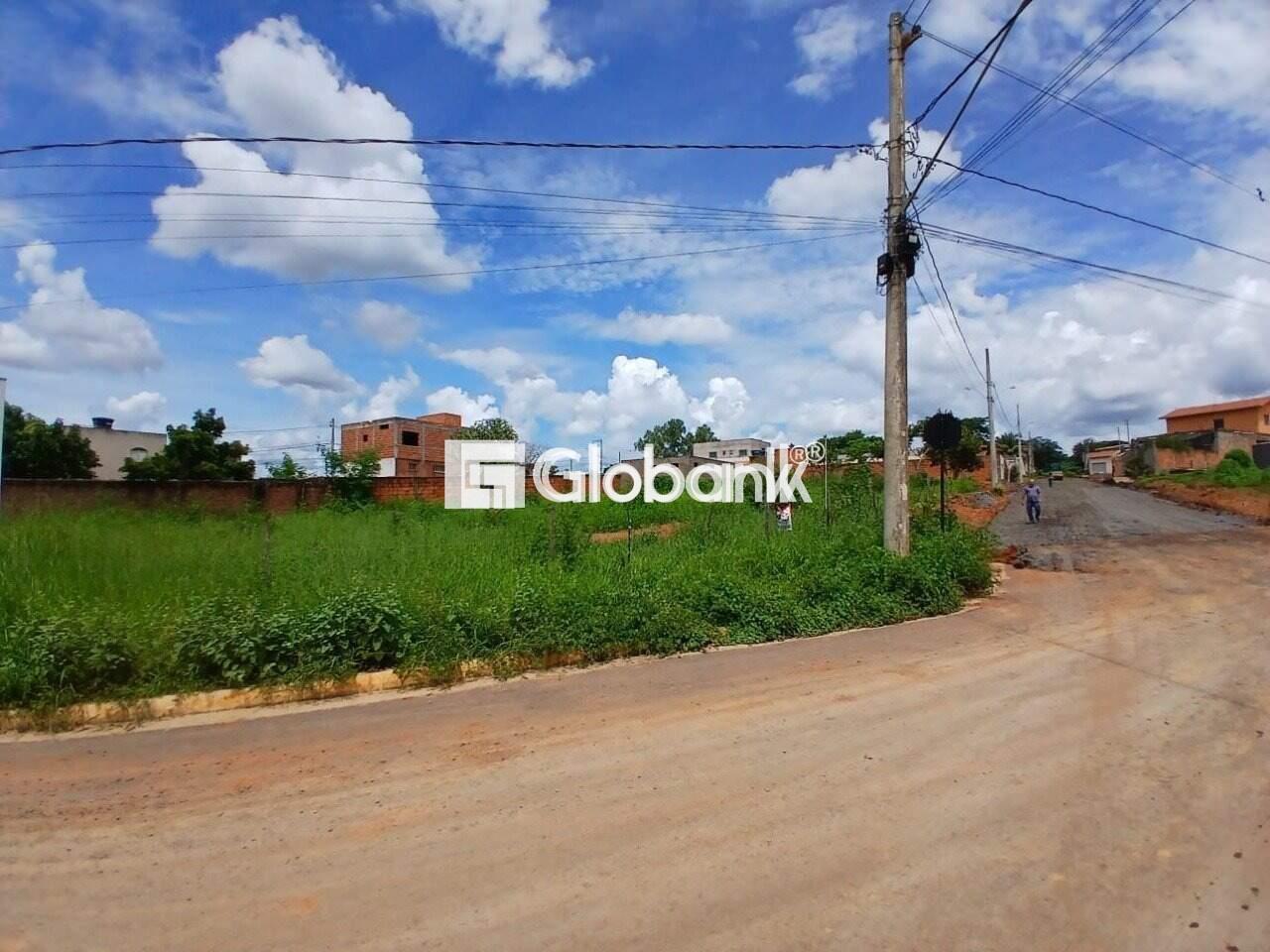 Terreno à venda São Geraldo II 0m² Montes Claros MG: 2