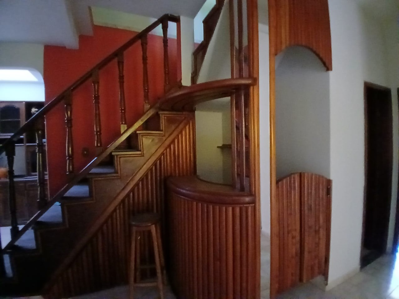 Casa 7 quartos para aluguel Planalto 200m² Montes Claros MG: Adega