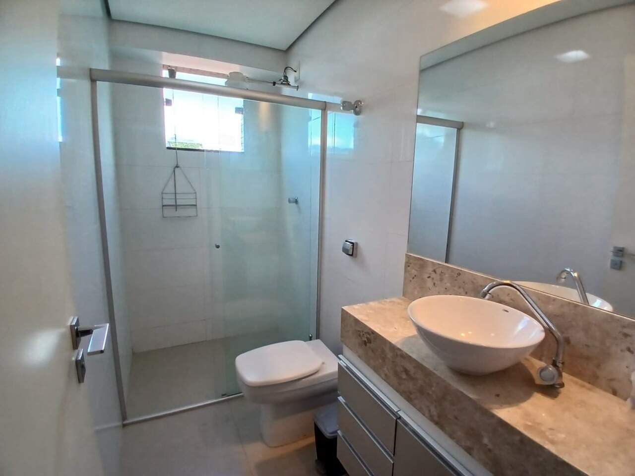 Apartamento 3 quartos para aluguel Jardim Panorama 98m² Montes Claros MG: Banheiro suite