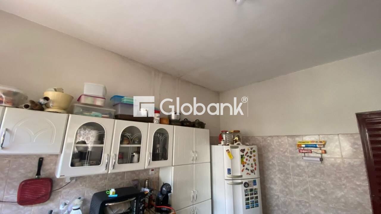 Casa 2 quartos à venda São Judas Tadeu 120m² Montes Claros MG: 