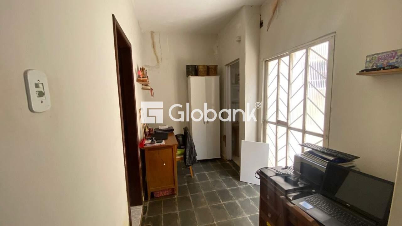 Casa 2 quartos à venda São Judas Tadeu 120m² Montes Claros MG: 