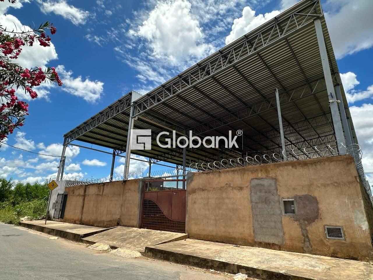 Galpão para aluguel São Mateus 720m² Montes Claros MG: Fachada