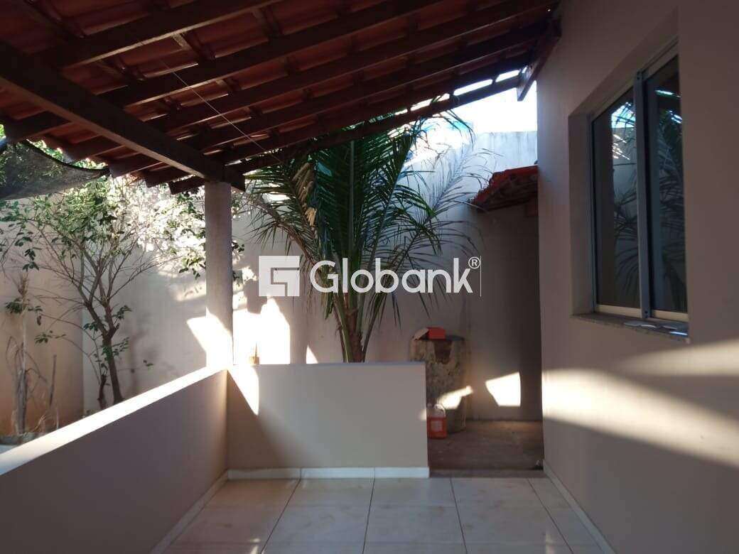Casa 2 quartos à venda Independência 0m² Montes Claros MG: 