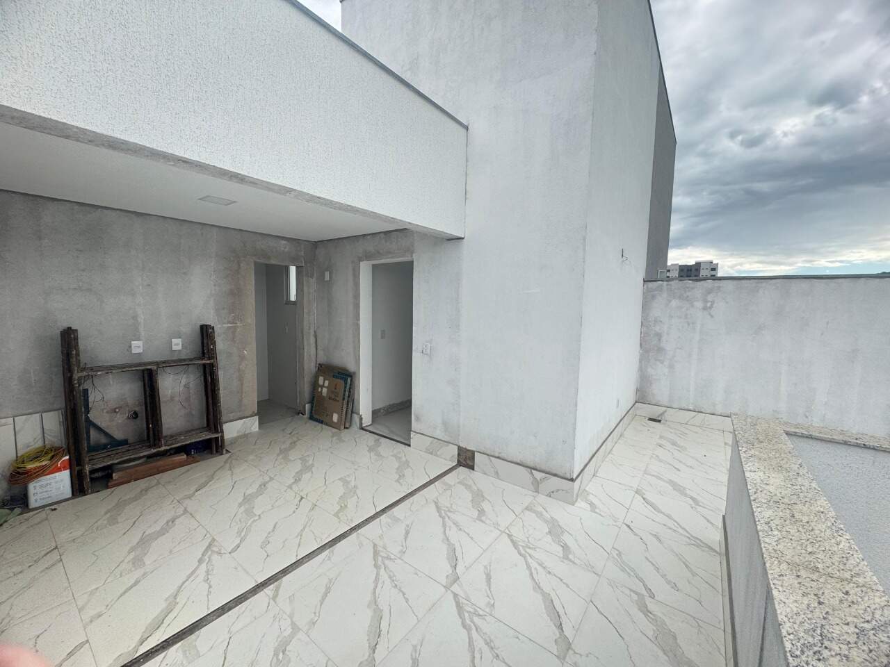 Sobrado 2 quartos à venda Jardim São Luiz 81m² Montes Claros MG: