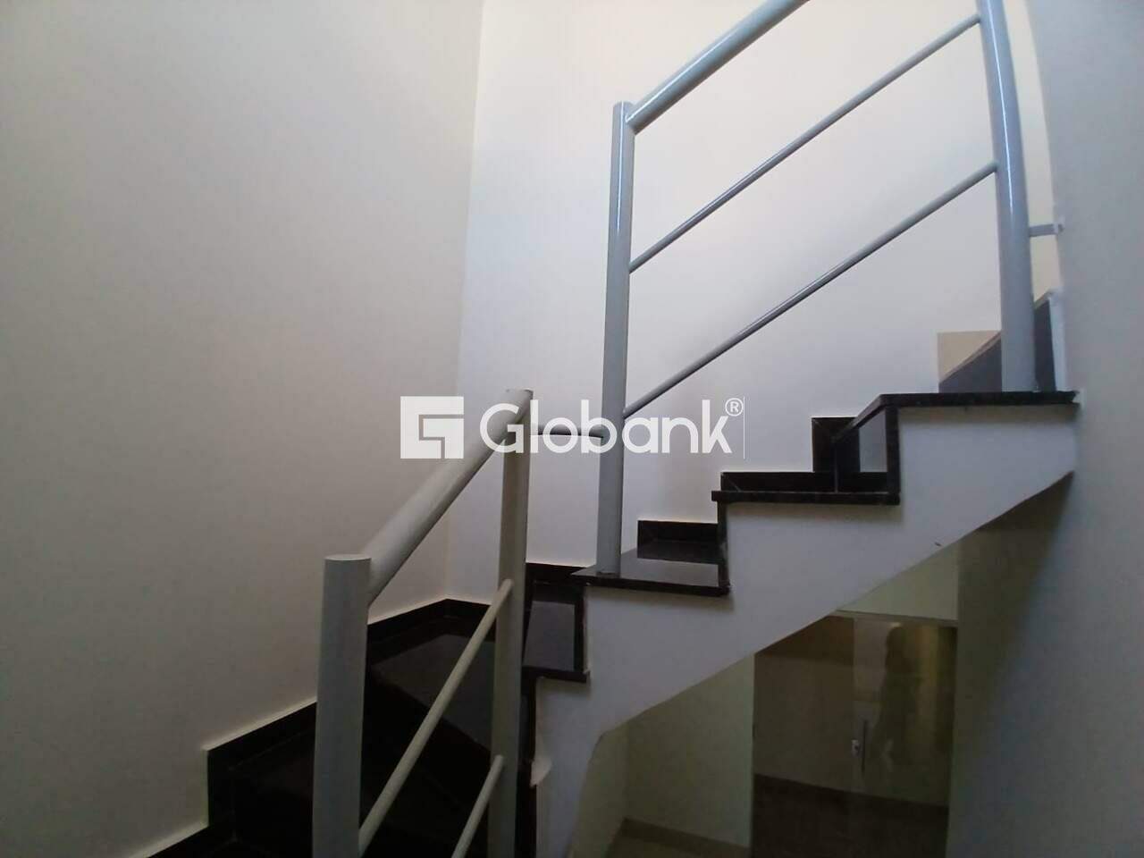 Casa 3 quartos à venda Alto Floresta 77,5m² Montes Claros MG: 