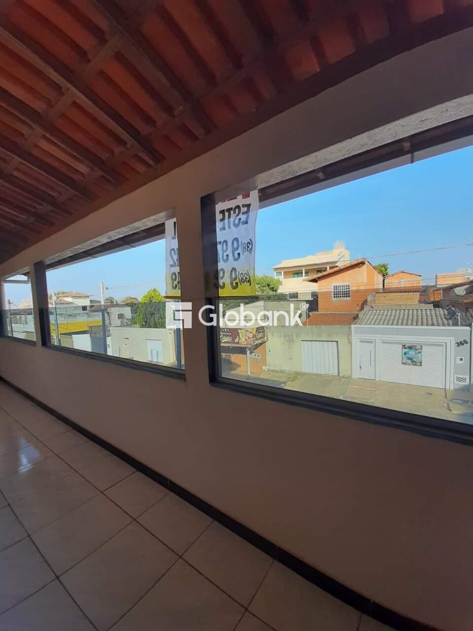 Casa 4 quartos à venda Vila Sumaré 280m² Montes Claros MG: 