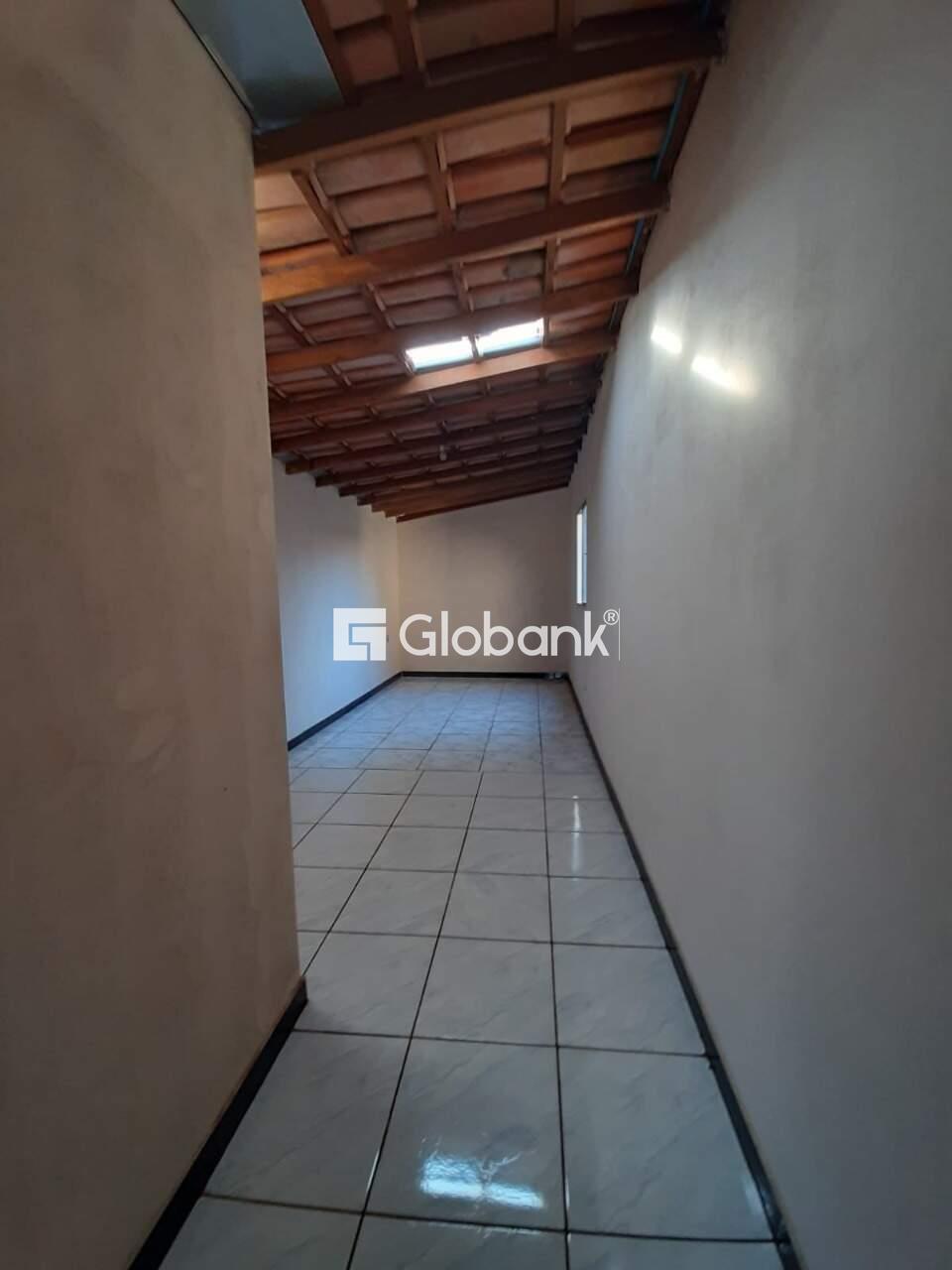 Casa 4 quartos à venda Vila Sumaré 280m² Montes Claros MG: 