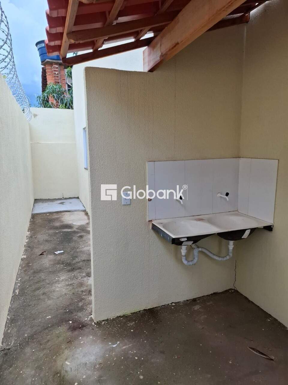 Casa 3 quartos à venda Santo Amaro 70m² Montes Claros MG: 9
