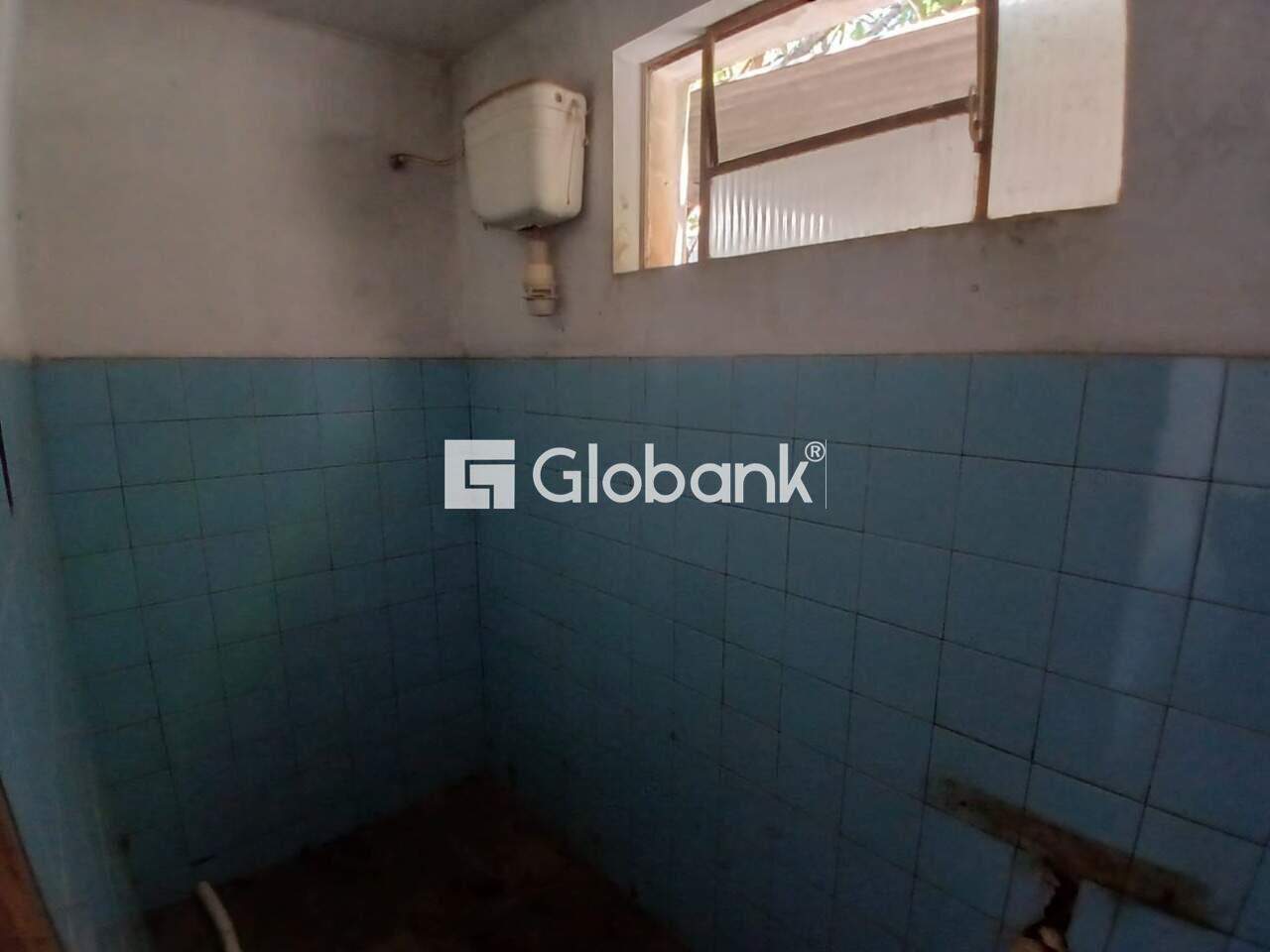 Loja para aluguel São José 75m² Montes Claros MG: Banheiro