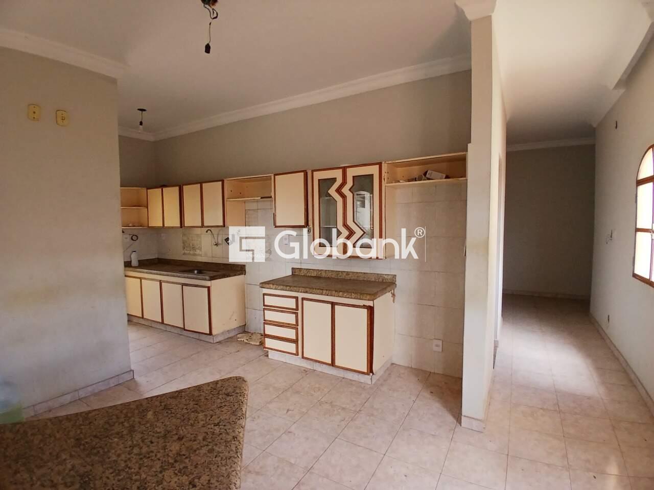 Casa 4 quartos para aluguel Alto São João 98m² Montes Claros MG: Cozinha