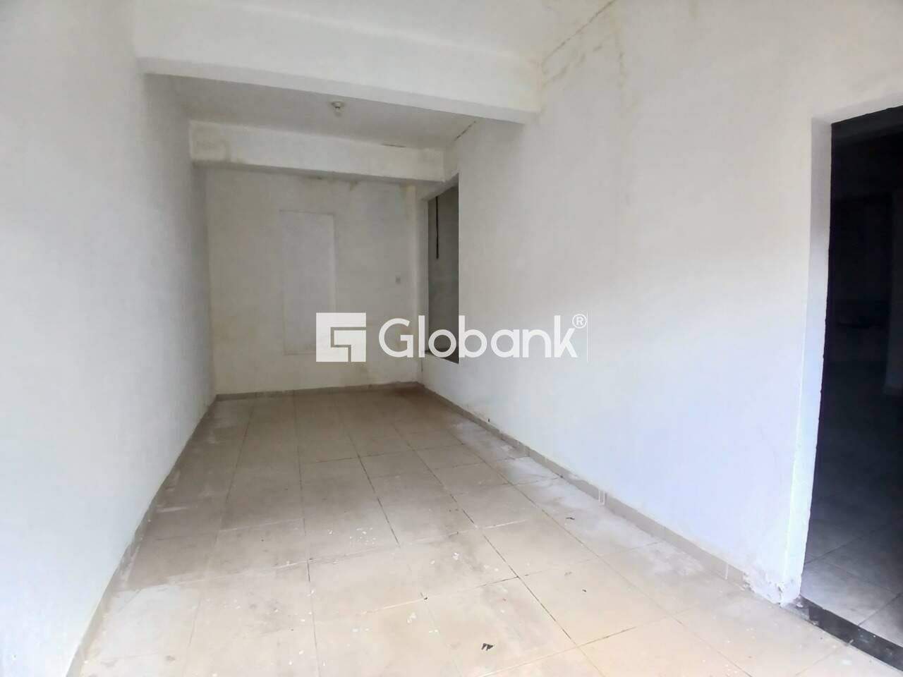 Ponto comercial para aluguel Centro 95m² Montes Claros MG: 