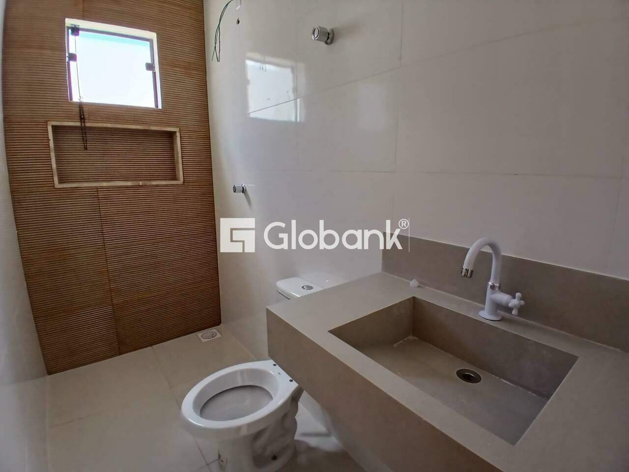 Casa 3 quartos à venda Guarujá 150m² Montes Claros MG: Su te