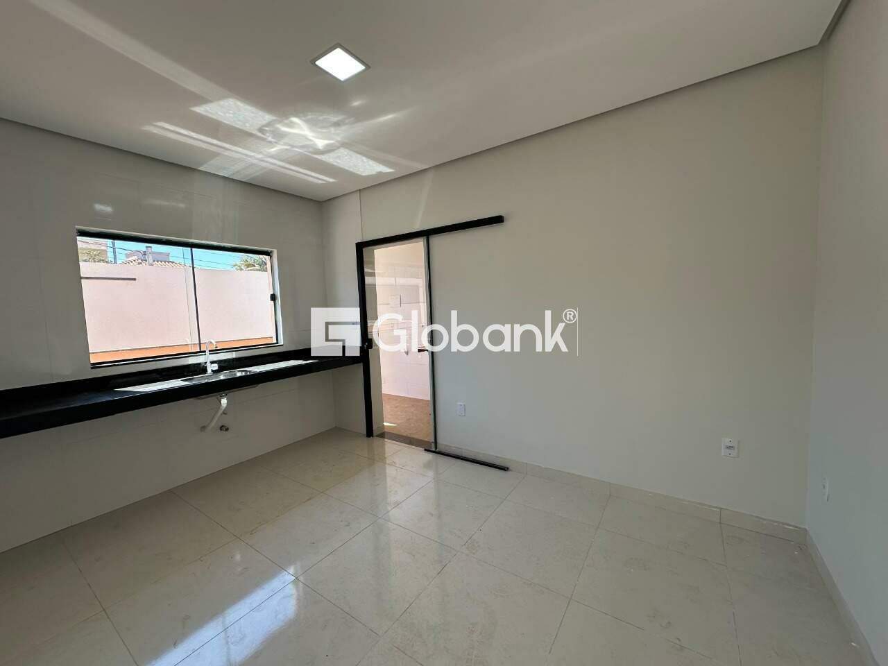 Casa 3 quartos à venda Guarujá 110m² Montes Claros MG: Cozinha