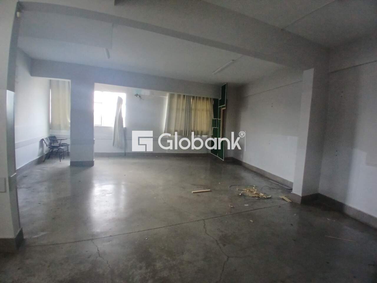 Prédio para aluguel Todos os Santos 1.160m² Montes Claros MG: Sala2