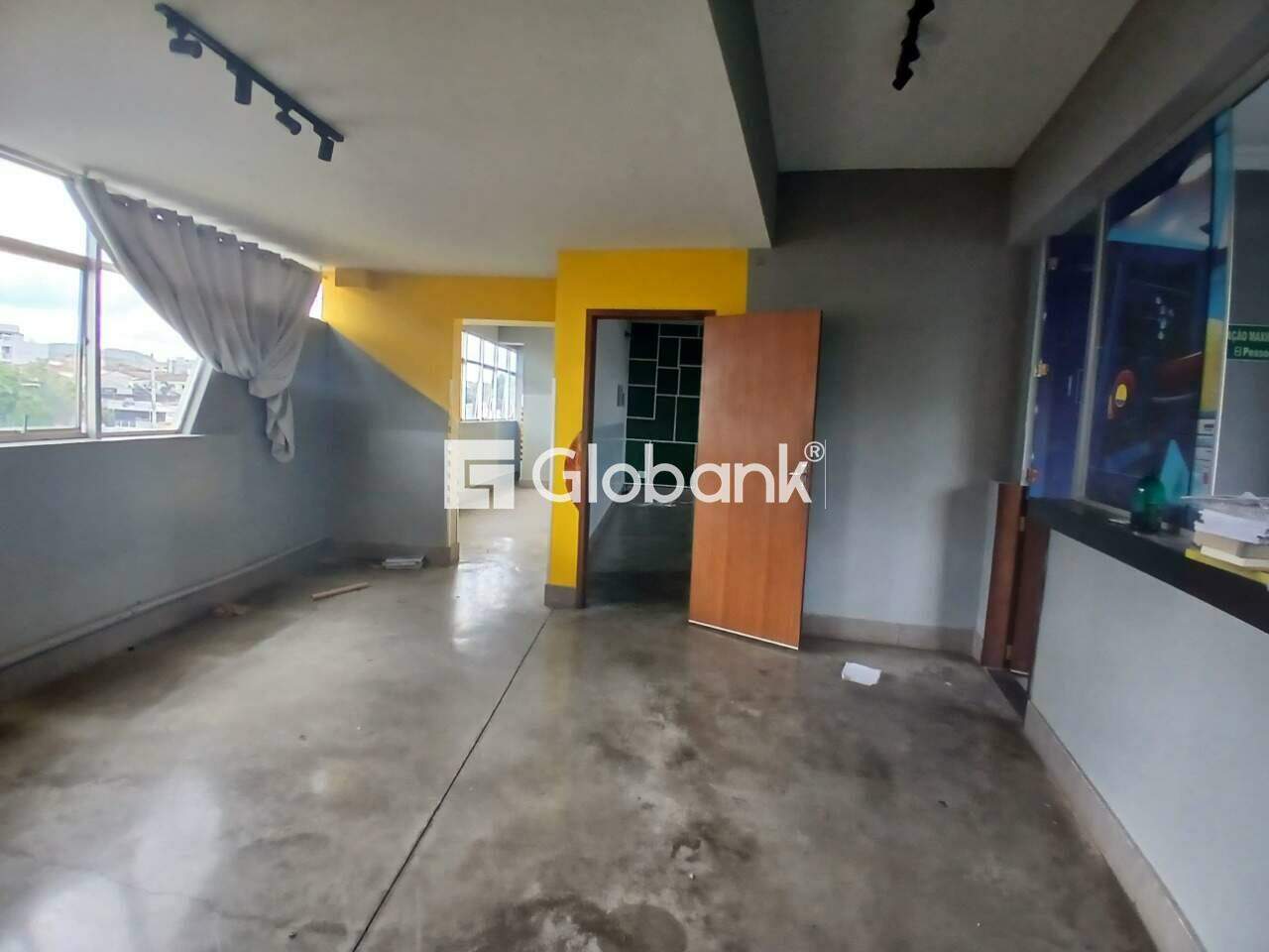 Prédio para aluguel Todos os Santos 1.160m² Montes Claros MG: Sala5