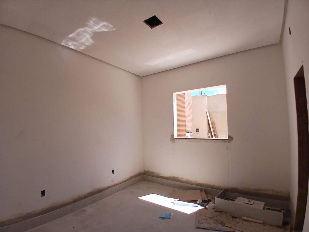 Casa 3 quartos à venda Novo Delfino 75m² Montes Claros MG: 