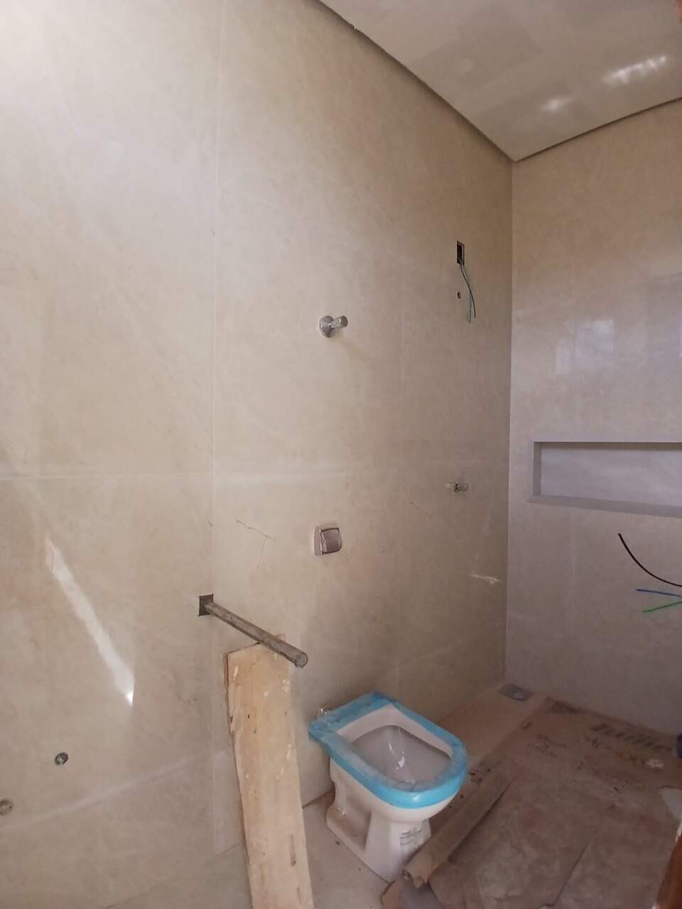 Casa 3 quartos à venda Novo Delfino 75m² Montes Claros MG: 