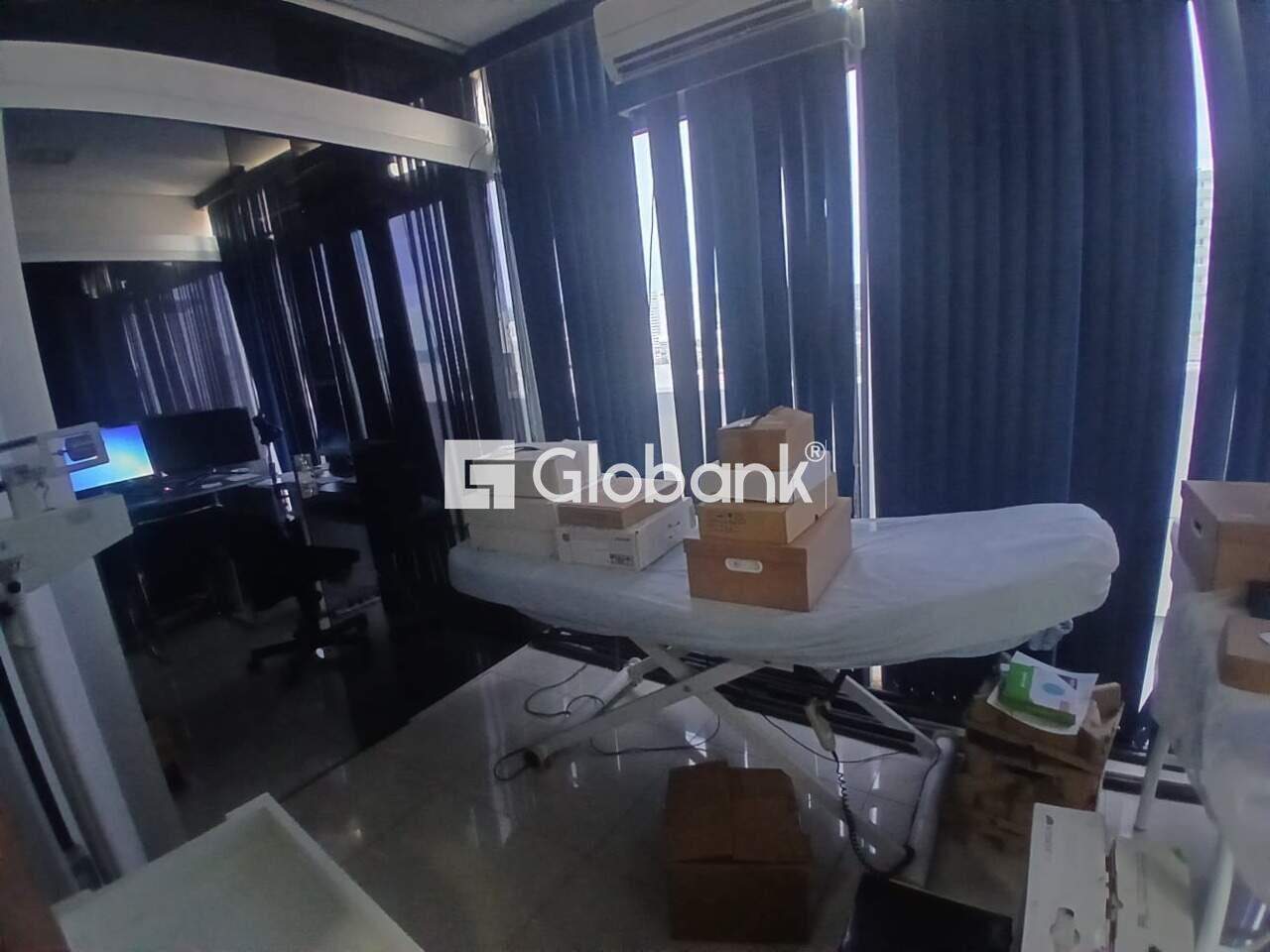 Sala comercial à venda Centro 116,39m² Montes Claros MG: 