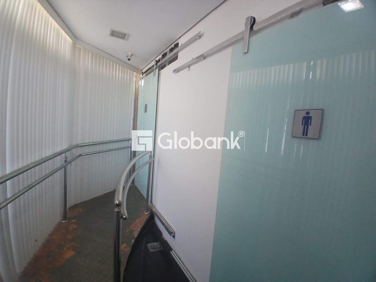 Sala comercial à venda Centro 116,39m² Montes Claros MG: 