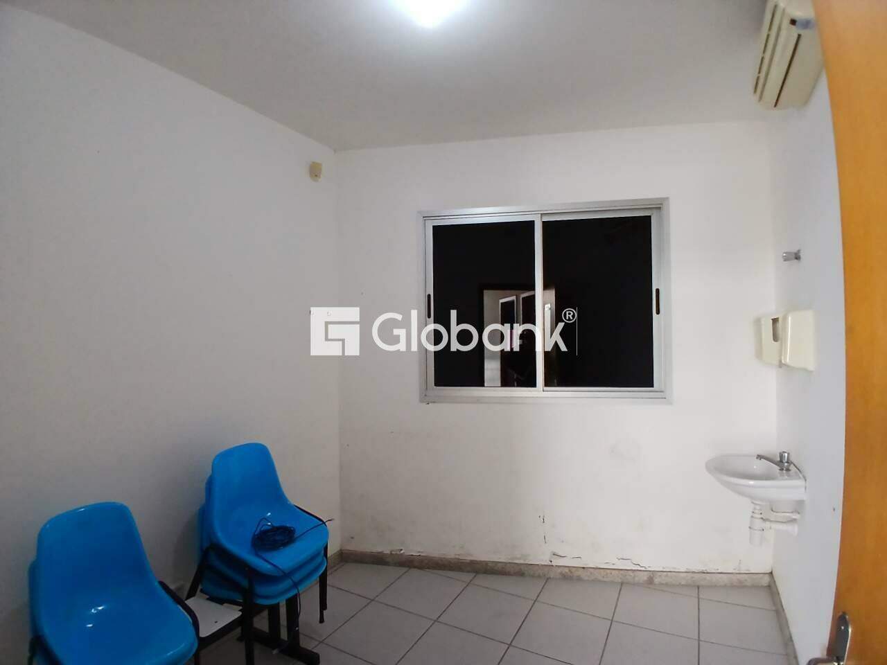 Prédio para aluguel Centro 634m² Montes Claros MG: Sala 3