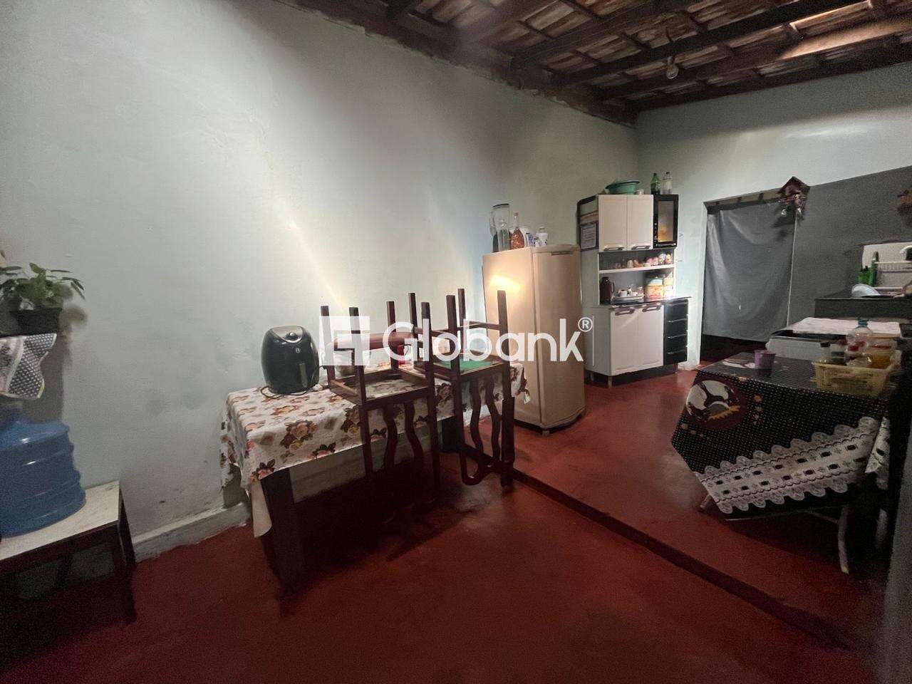 Casa 5 quartos à venda Alto São João 200m² Montes Claros MG: Cozinha