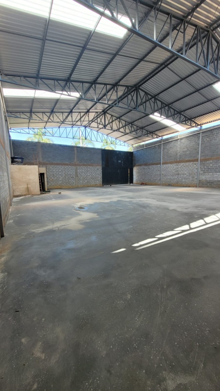 Galpão para aluguel Eldorado 477m² Montes Claros MG: 