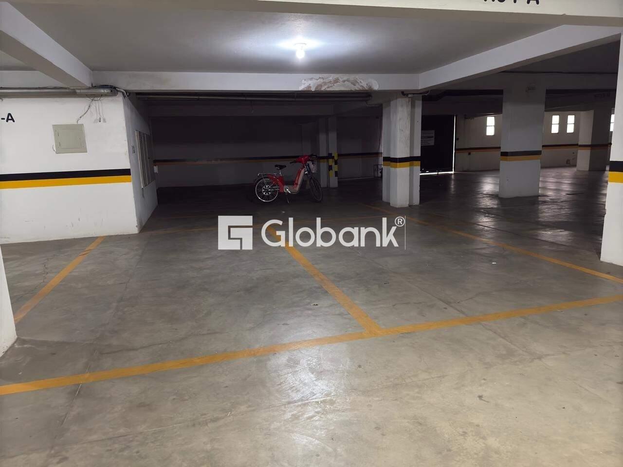 Cobertura 4 quartos à venda Centro 0m² Montes Claros MG: 